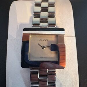 Gucci Silver and Black Women's Watch